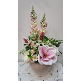   „Anyai Szeretet Kertje” – Dús Harangvirágos és Magnóliás Kompozíció