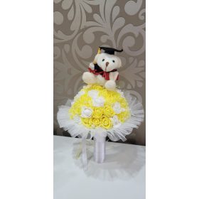 Macis,sárga habrózsás ballagási csokor