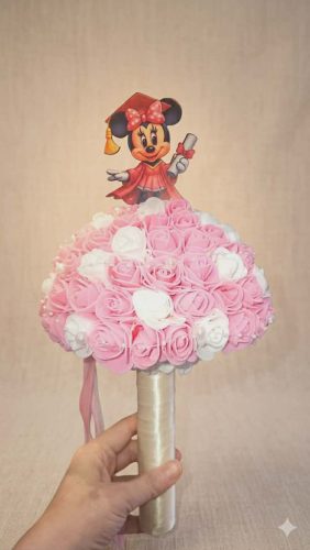 Minnie Diplomás  Rózsaszín-Fehér Habrózsa Csokor Fa Beszúróval