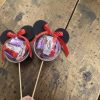 Mickey & Minnie Édes Útravaló – Csokoládéval Töltött Ballagási Gömbpálca